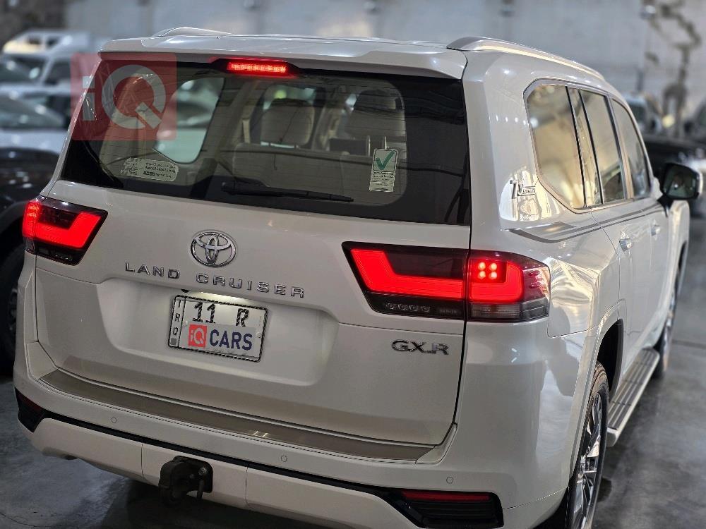 تويوتا لاندكروزر